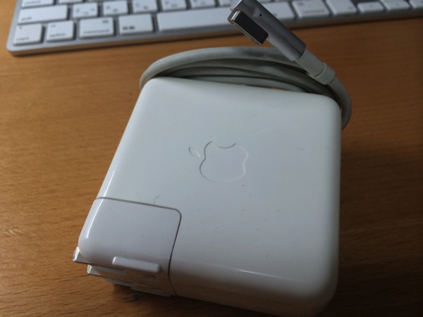 2013-12-14 12.17.31.jpg これを入れるためのポーチなのです